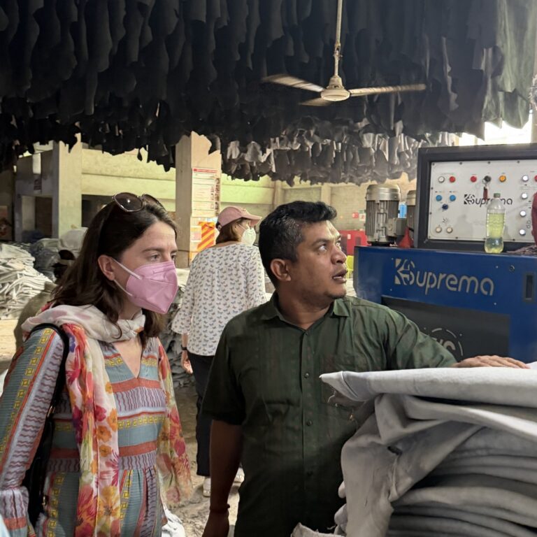 Klimakrise und billige Produktion – Erfahrungen einer Bangladesch-Reise