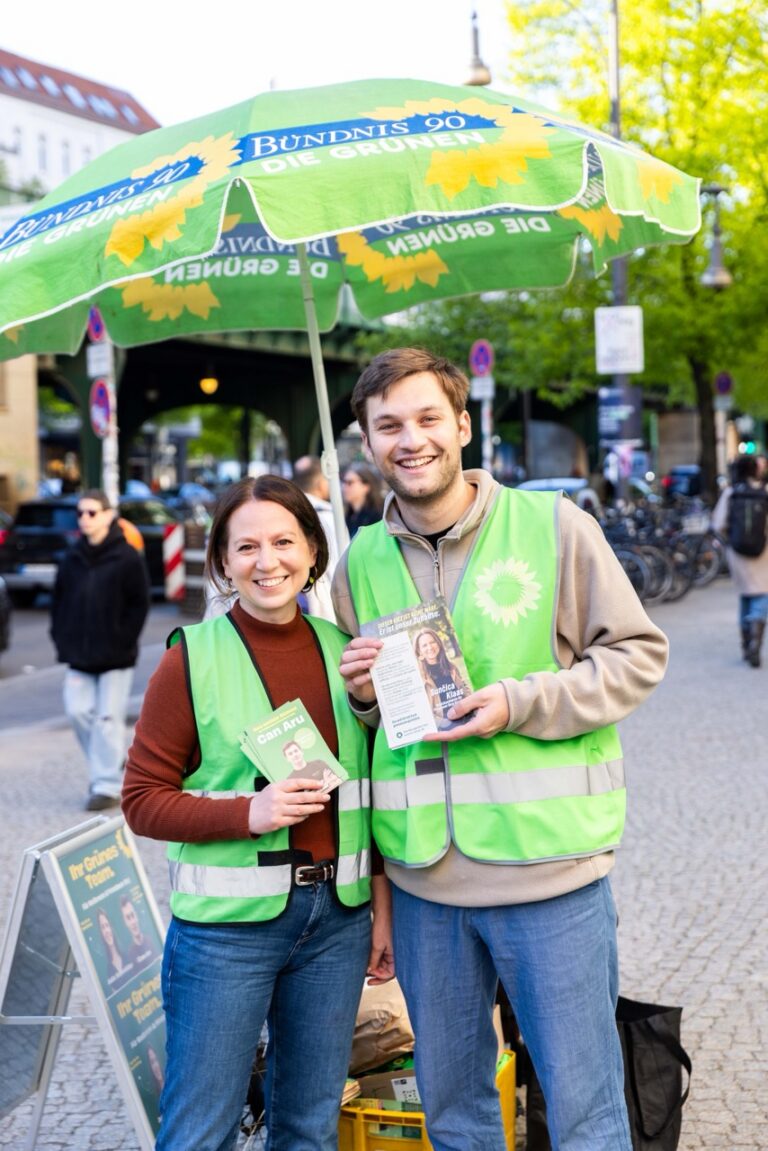 Info-Stand mit Sunčica Klaas